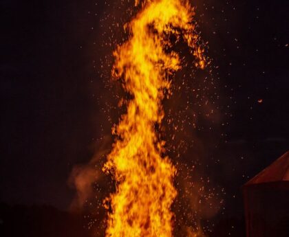 Block Island's Historic Hotel Engulfed in Flames: A State of Emergency Declaredwordpress,BlockIsland,historichotel,fire,stateofemergency