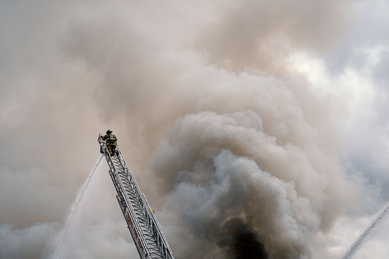 "Heroic Acts on the Gridiron: Johnston Firefighter Saves Man's Life at Patriots Game"heroicacts,gridiron,Johnstonfirefighter,savesman'slife,Patriotsgame