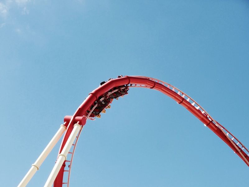 Cracking under Pressure: Investigating the Safety of Roller Coaster Support Pillarsrollercoastersafety,supportpillars,cracking,investigation