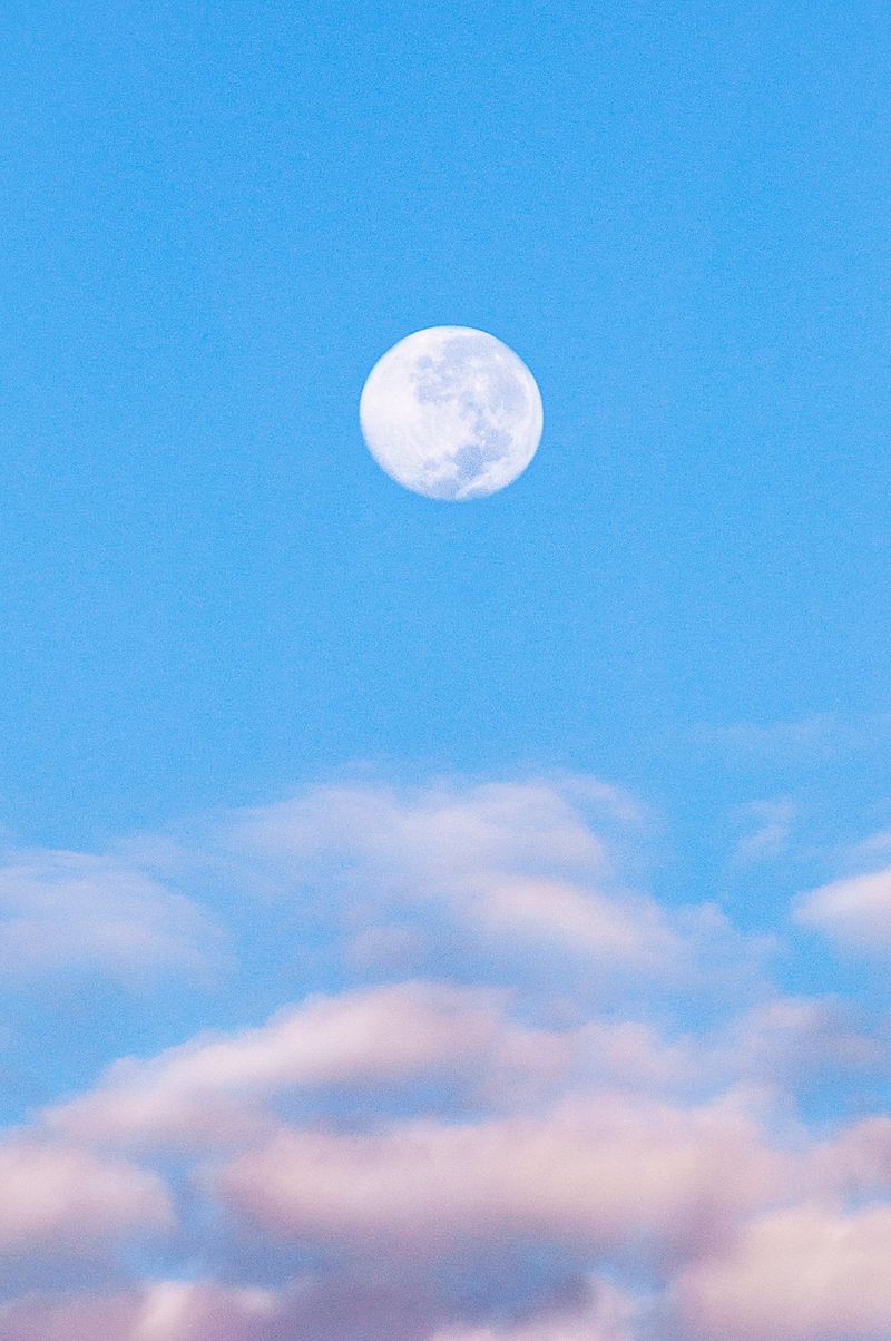 "Embracing the Mystical Brilliance: Witness the August Full Sturgeon Moon, the First of Two Spectacular Supermoons"FullSturgeonMoon,Supermoon,AugustFullMoon,LunarEvent,MysticalBrilliance